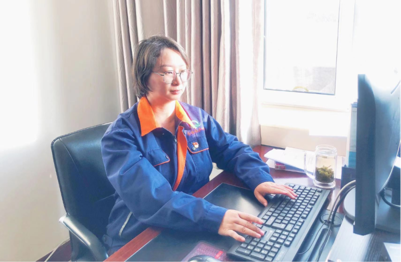 省物產(chǎn)集團(tuán)黨務(wù)工作者、先進(jìn)模范持續(xù)熱議黨的二十大精神（二）